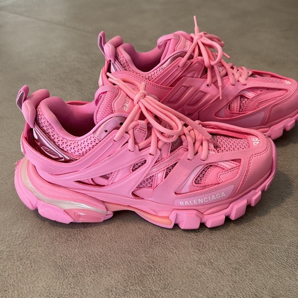 Balenciaga bubblegum light up LED sneakers - Picture 3 of 7